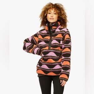 Like new Billabong Sherpa/ fleece pullover top/ jacket/sweatshirt